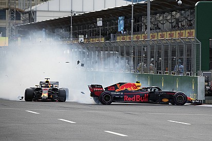 Ricciardo: B*zmeg, mindenki látta, hogy ebből ütközés lesz!