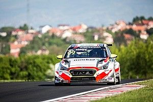 Nagy Dani második a rajt-cél győzelmet arató Huff mögött a WTCR 2. futamán!