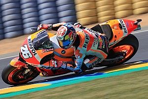 Pedrosa plie, ne rompt pas, et signe un nouveau top 10