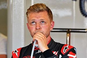 Magnussen: "Alonso está enojado porque Haas supera a McLaren"