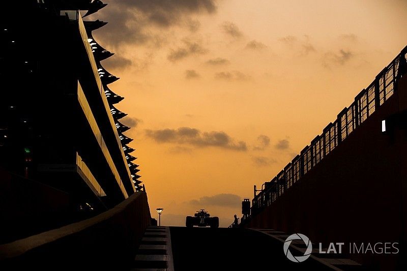 Galería: las mejores fotos del test de Pirelli F1 en Abu Dhabi
