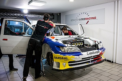 Fotogallery: la preparazione della 306 Maxi di Loeb per il Rally du Var