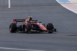 George Russell logra la pole de la F2 y sigue en la cresta de la ola