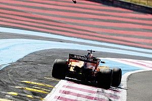 Alonso nem lát pánikot a McLarennél