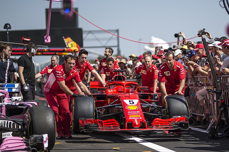 Ferrari случайно нарушила правила комендантского часа