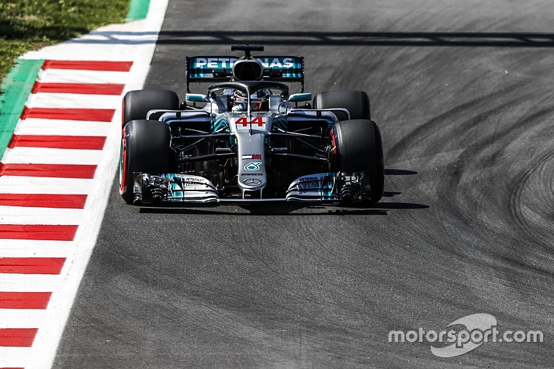 Mercedes se mantuvo adelante antes de clasificar
