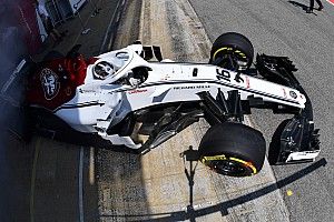 Leclerc: "Sto ancora memorizzando alcune procedure del volante"