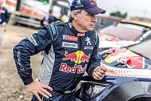 Dakar, Sainz teme le sorprese: "E' una questione di sopravvivenza"