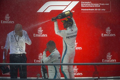 Brawn: "Hamilton megérdemli a német győzelmet, még ha segítséget is kapott"