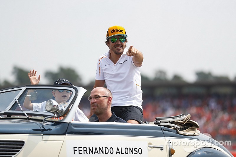 Alonso: Imádom a magyar szurkolókat, nagyon szenvedélyesek az F1 iránt