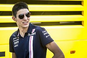 В Renault подтвердили факт переговоров с Оконом