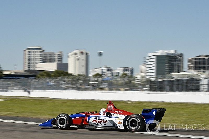 Leist logra el primer tiempo en la primera práctica de IndyCar