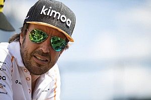 Alonso le responde a Horner en redes sociales
