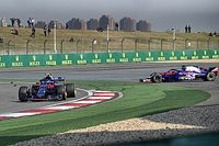 La falta de comunicaci&oacute;n, clave en el absurdo choque de los Toro Rosso