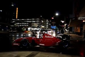VIDEO: Konvoi malam mobil F1 di jalan raya