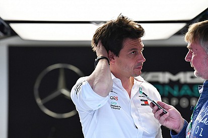 Mercedes: Sorunların sebebi motor güncellemesi değil