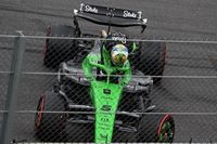 F1: Bortoleto bate na primeira volta do GP de São Paulo e abandona corrida