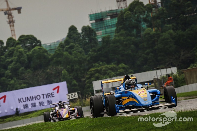 2016“壳牌喜力杯”FIA F4 中国锦标赛揭幕站二三回合决赛:艾宸骏夺下双冠