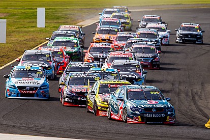 Supercars boss calls for Superlicence review