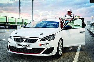 Primi test positivi per la Peugeot 308 Mi16 in versione TCS