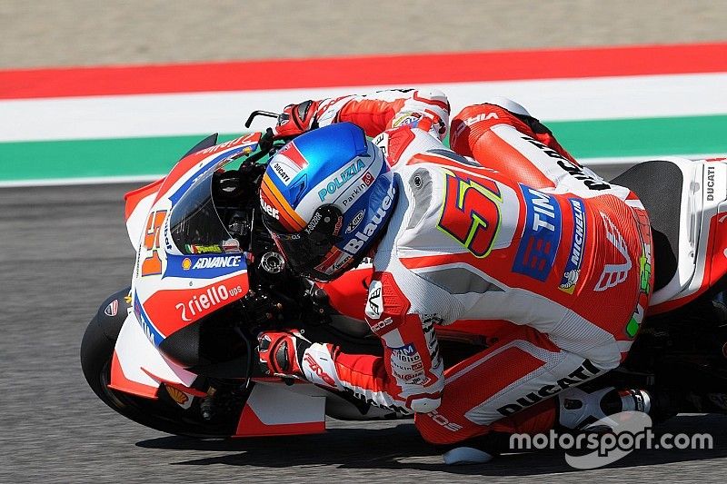 Pirro replaces injured Baz at Barcelona