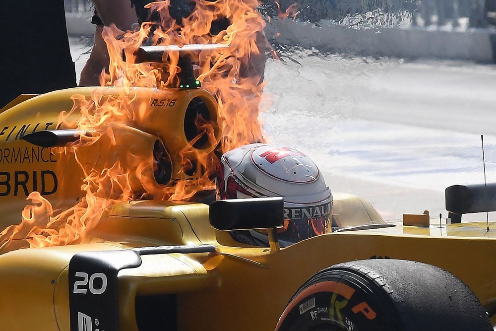 «Звали даже Папу Римского». Магнуссен раскрыл правду о сезоне в Renault