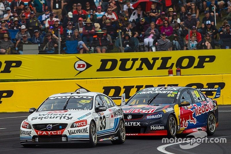 Scott McLaughlin, David Wall, Garry Rogers Motorsport Volvo