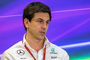F1 should not become a 'beta test', says Wolff