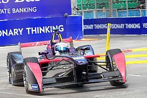 Buenos Aires ePrix: Bird grabs maiden pole, Buemi spins