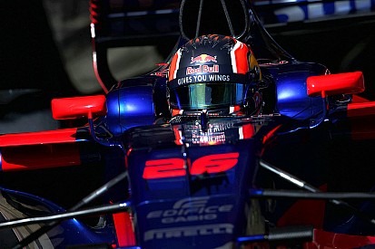 Kvyat a remisé sa saison 2016 "dans un tiroir"
