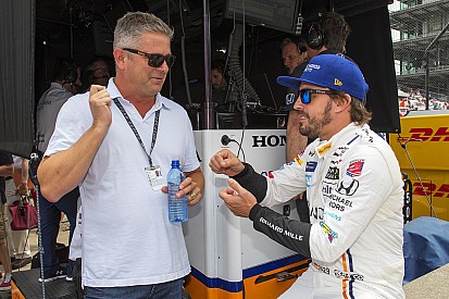 De Ferran: “I’d love to work with Alonso at Indy again”