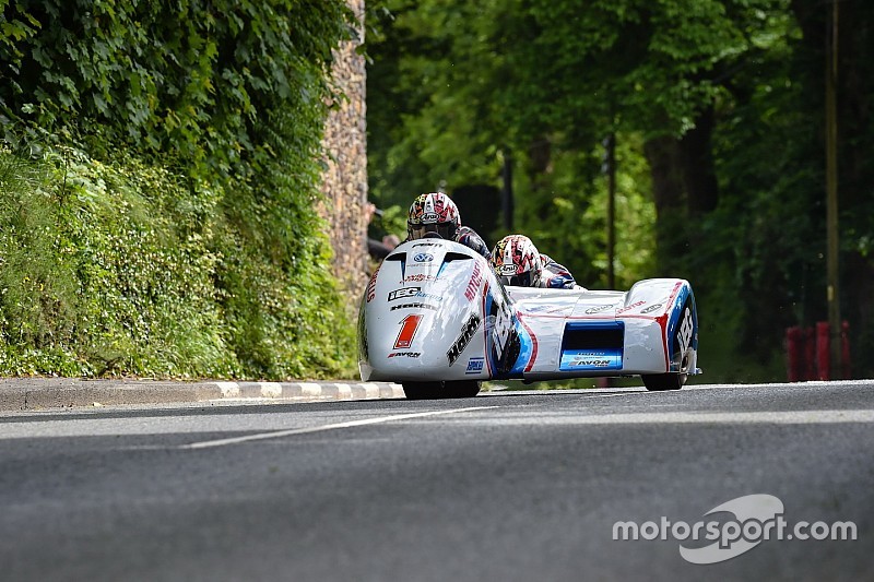 Isle of Man TT: Sieg für Ben & Tom Birchall bei der Sidecar TT