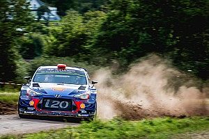 Hyundai turunkan empat mobil di WRC Britania Raya