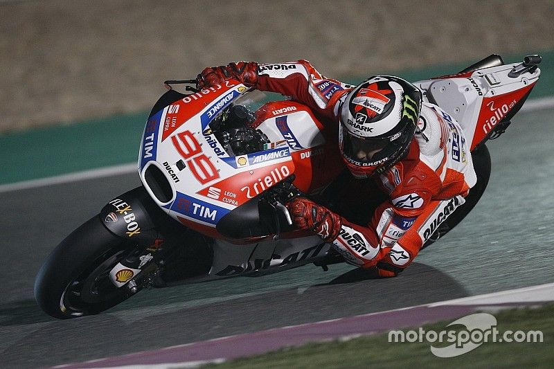 MotoGP: Lorenzo szerint biztatóak a privát teszt eredményei