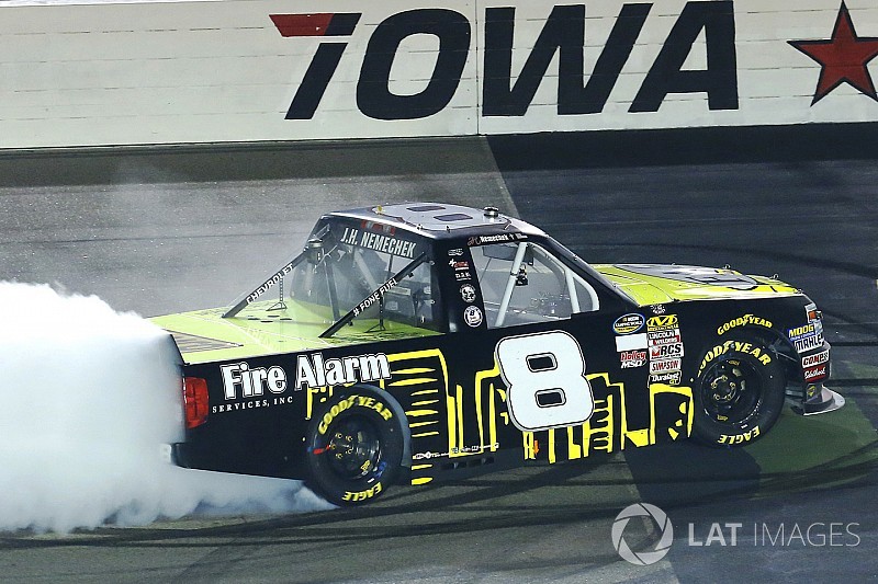 Nemechek takes Iowa victory with three-wide pass for the win