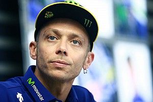 Pemulihan cedera kaki, Rossi absen setidaknya sebulan