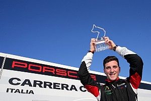 Carrera Cup Italia, Pera è il "re" di Imola