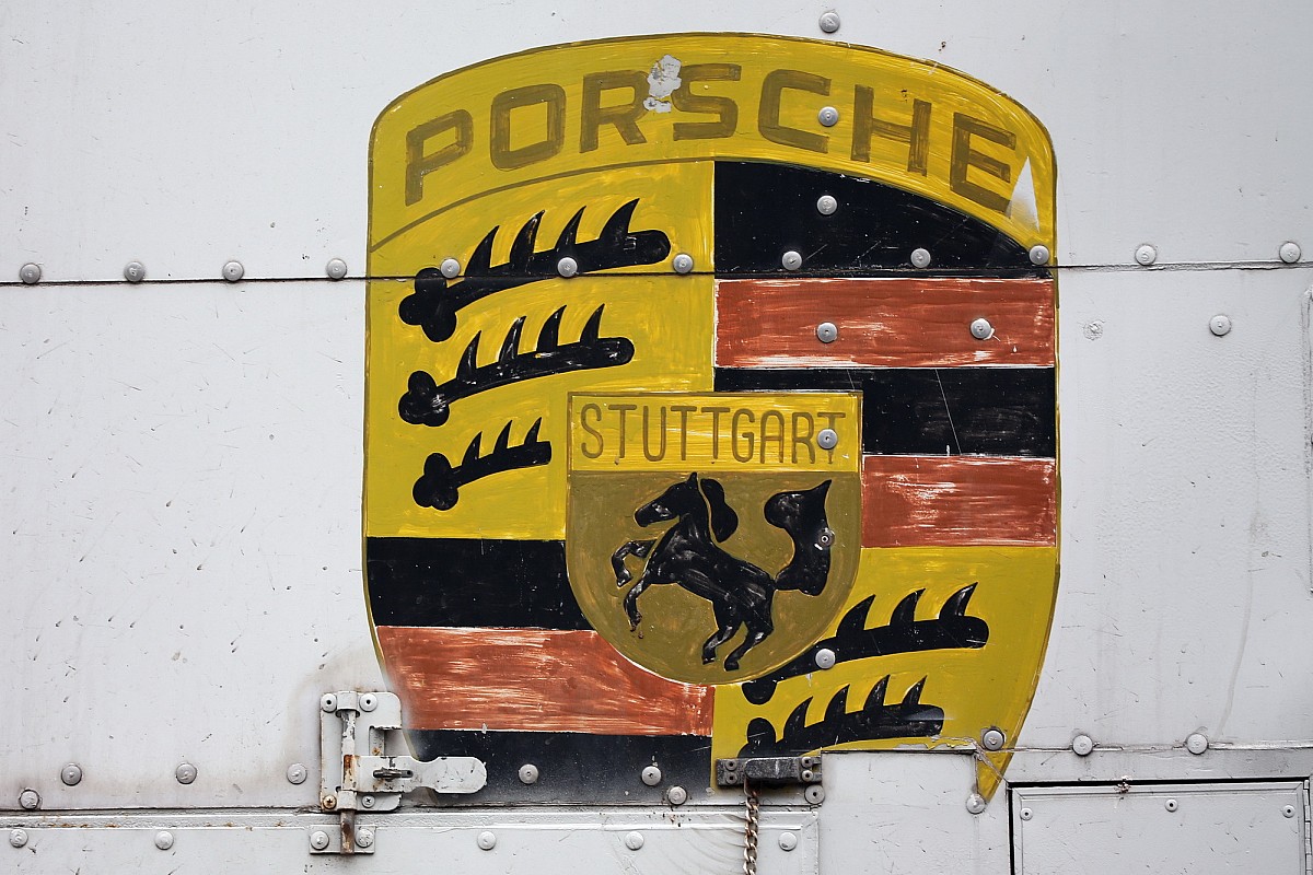 Porsche, yüksek maliyetinden ötürü F1'e girmekten vazgeçti