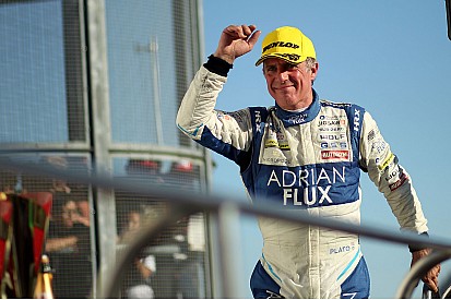 Plato stays at BMR Subaru for third BTCC season