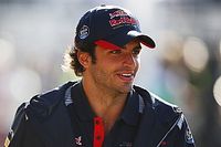 Сайнс подписал контракт с Renault, Toro Rosso перейдет на моторы Honda