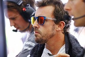 McLaren permite a Alonso ir a Indy 500 para convencerlo de renovar