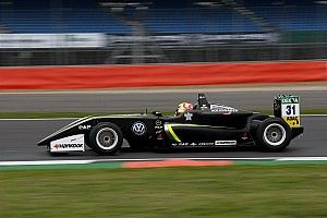 Mick Schumacher logra 12º en clasificación en la F3 Europa