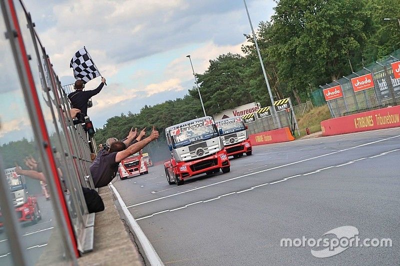FIA ETRC: Kiss Norbi nyert Zolderben, majd dupla Tankpool24 dobogó!