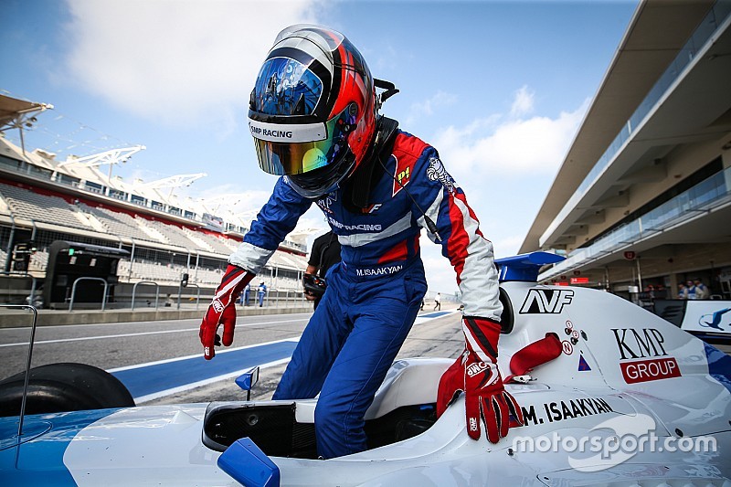 Isaakyan logra la pole de la Fórmula V8 3.5 en Bahrein