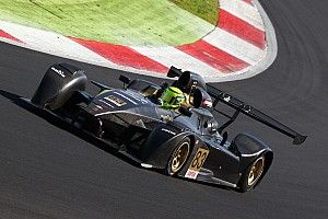 Belotti e Liguori centrano la vittoria in Gara 2 a Vallelunga