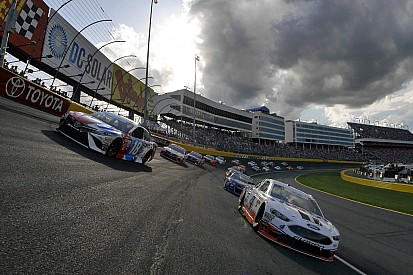 La carrera en Charlotte es suspendida por tormenta eléctrica