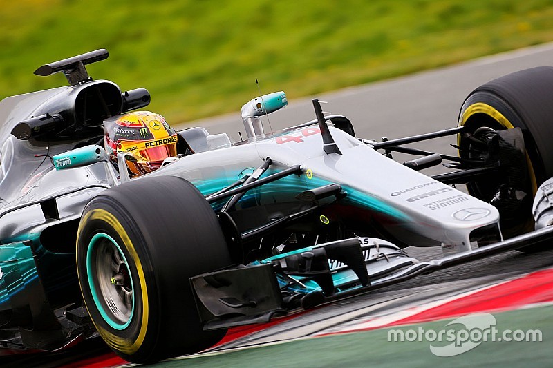Tes Barcelona: Mercedes teratas di sesi pagi, Renault masih perbaikan