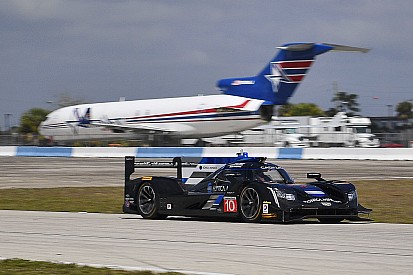 Lynn positive after first test in a Cadillac DPi-V.R