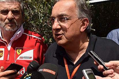 Marchionne: "Allo scambio Vettel - Hamilton non ho mai pensato!"