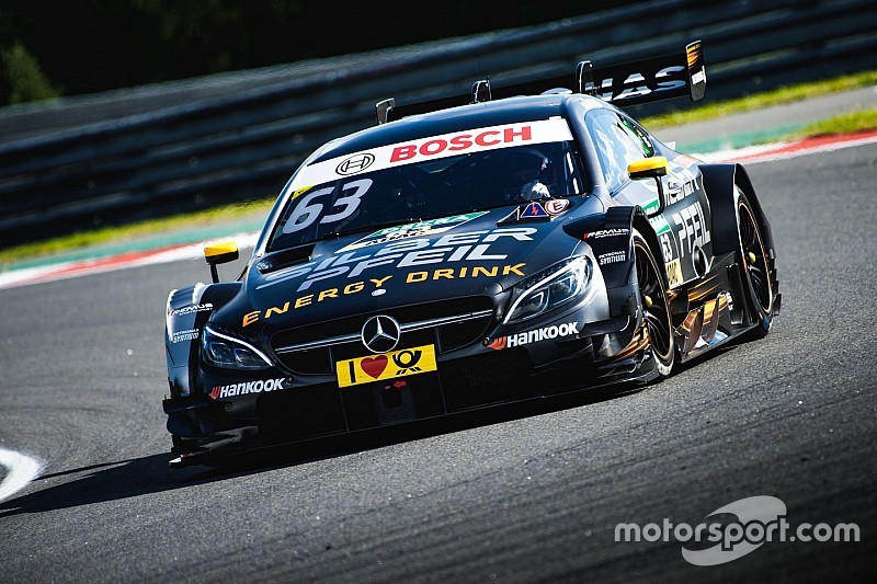 Maro Engel gana su primera carrera del DTM en Moscú